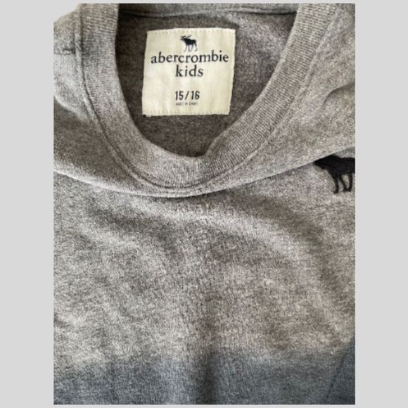 Abercrombie Kids Blue Grey Ombré Sweatshirt Size 15/16 - Picture 4 of 6